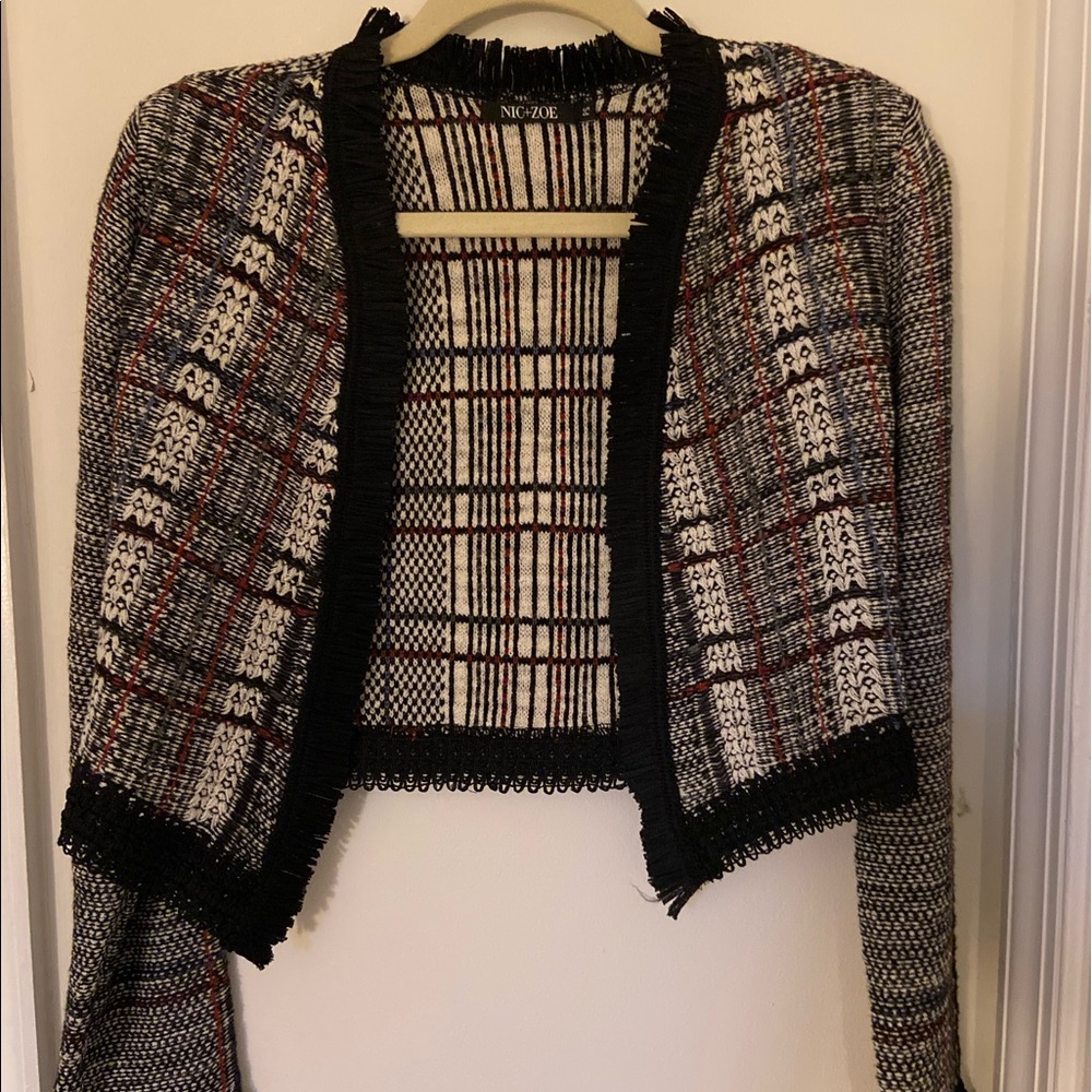 Cropped Nic + Zoe professional blazer/jacket